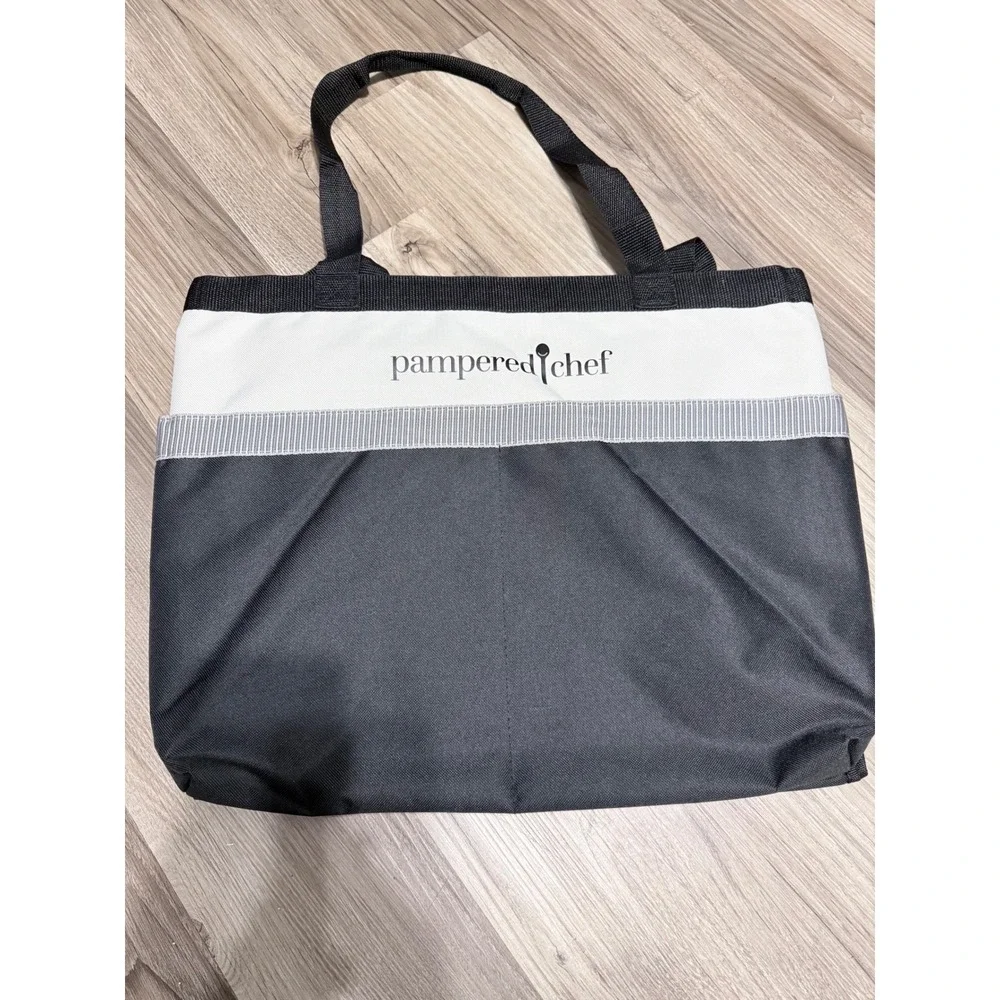 Pampered Chef Large Utility Tote Bag Black White Divided Organizer Shopping Bag